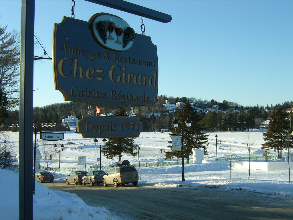Restaurant Auberge Chez Girard Sainte-Agathe-des-Monts Exteriör bild